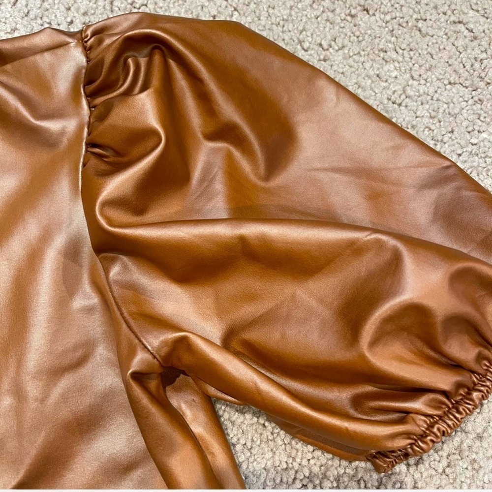 MISIA brown soft leather top. - Picture 3 of 11